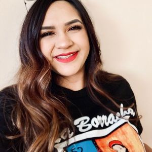 Meet your Posher, Anissa